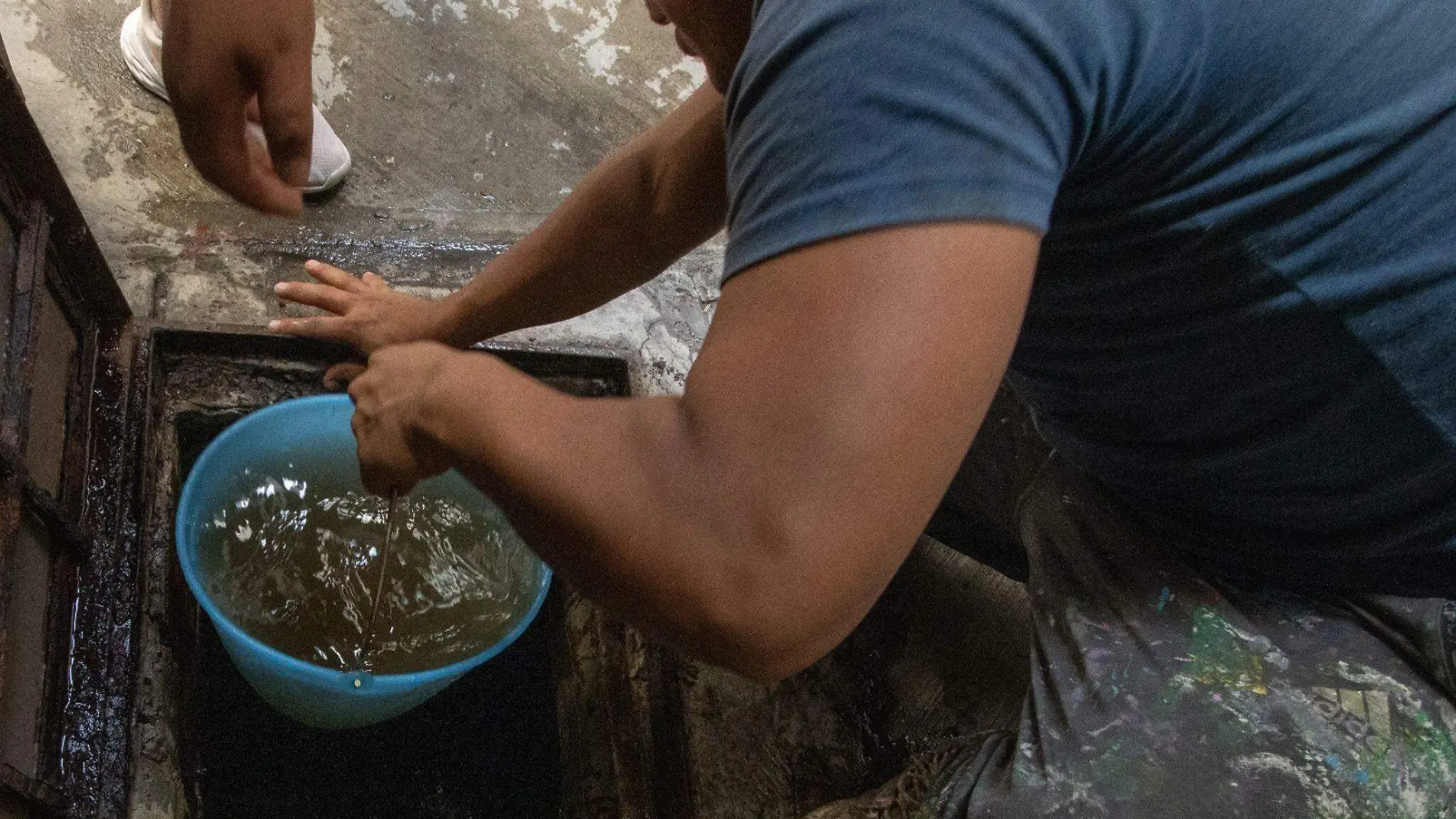 Agua contaminada en la alcaldia Benito Juarez